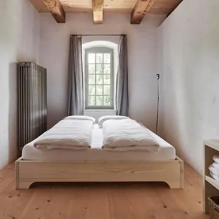 Apartamento Schlossgut - Oben - Stiftung Ferien Im Baudenkmal Münchenwiler